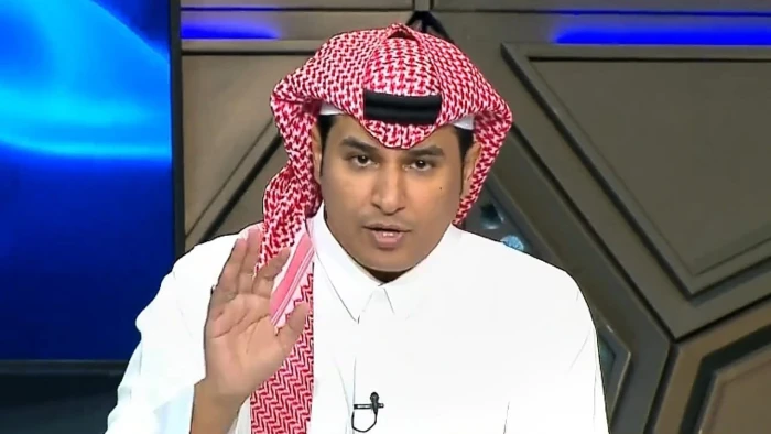 " الحريري " يعلق على صورة لقميص الهلال