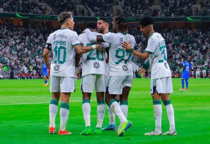 لاعب أهلاوي يفاجئ "يايسله" ويطلب فسخ عقده مع الفريق والرحيل