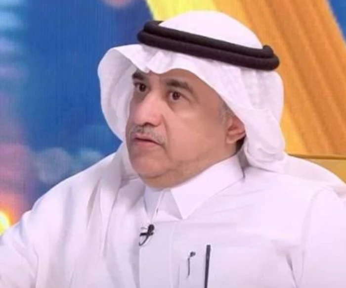 "الغامدي" ينشر صورة ..ويعلق: سوبر مافيه نفس ثقيلة!