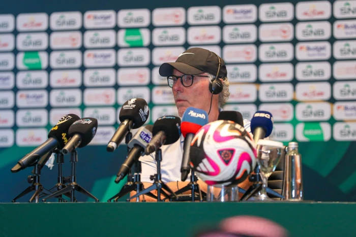 لوران بلان مدرب الاتحاد: لن أبوح بسر إيقاف رونالدو.. ولا نخشى النصر!