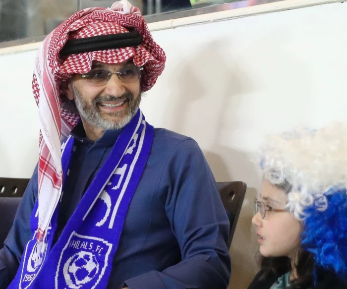 أنباء عن اقتراب الأمير "الوليد بن طلال" الاستحواذ على نادي الهلال