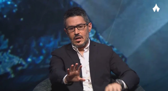 بالفيديو.. أحمد عفيفي يكشف دور "نونيز" الخفي في هدفي الهلال أمام الرياض
