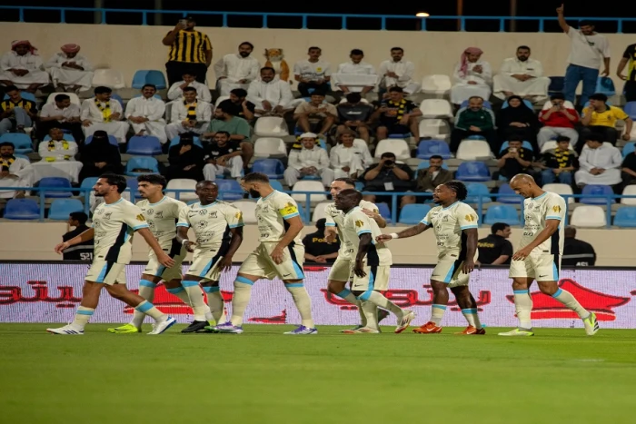 بالفيديو.. الاتحاد يكتسح الأخدود بخماسية في الدوري