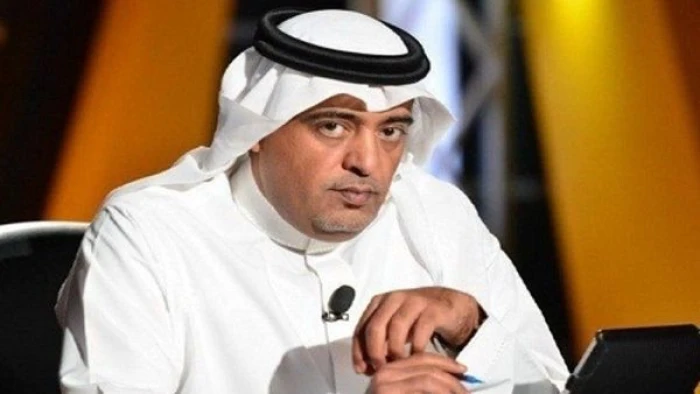 "الفراج" يغرد بعد الانتهاء من توثيق بطولات الكرة السعودية