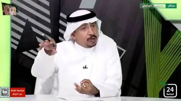 الشيخي ينشر لقطة من مباراة الأهلي والاتفاق ويعلق: ركلة جزاء واضحة !