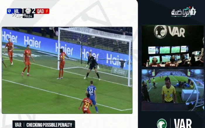 بالفيديو.. نواف شكرالله يحسم الجدل حول ركلة جزاء الهلال أمام القادسية