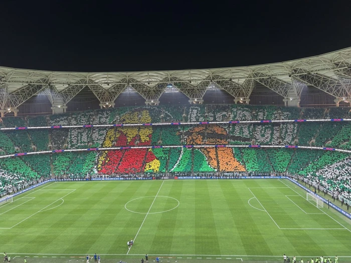 بالفيديو.. تيفو جماهير الأهلي أمام بيراميدز المصري في كأس الإنتركونتيننتال