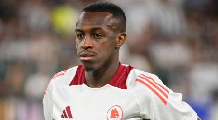 "ليس الاتحاد ولا الهلال".. سعود عبدالحميد يقترب من العودة لدوري روشن عبر هذا النادي