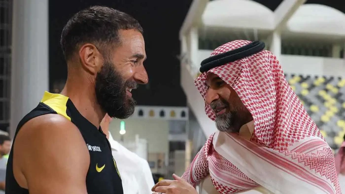 «افتراء كبير».. فهد سندي يدافع عن كريم بنزيما بعد إقالة لوران بلان