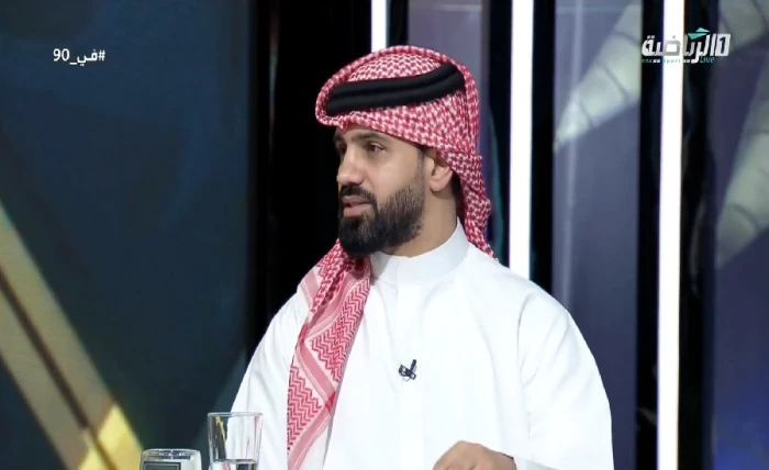 بالفيديو.. حسين بابا يكشف سبب غضب مهاجم الأهلي فراس البريكان أمام الهلال