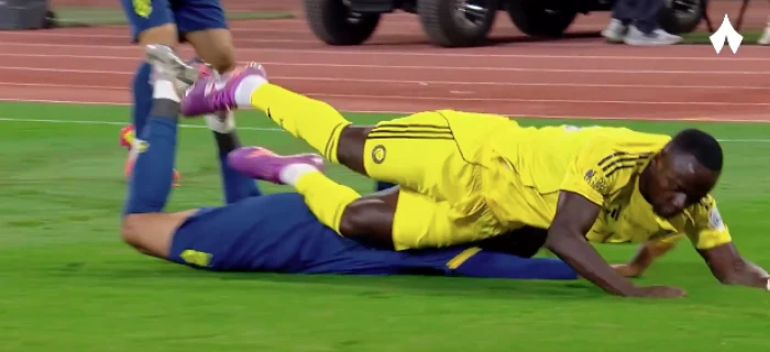 «فاهم الطبخة».. بالفيديو.. تعليق مثير من حساب الحزم على لقطة ساديو ماني الجدلية