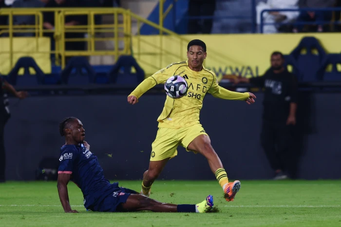 الكشف عن كواليس احتساب ركلة جزاء النصر أمام الفيحاء