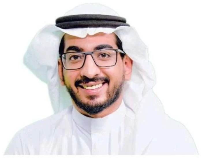 منها المصارعة على البقاء.. عادل بابكير يكشف عن 3 مشاكل سيواجهها الاتحاد حال رحيل بنزيما عن الفريق