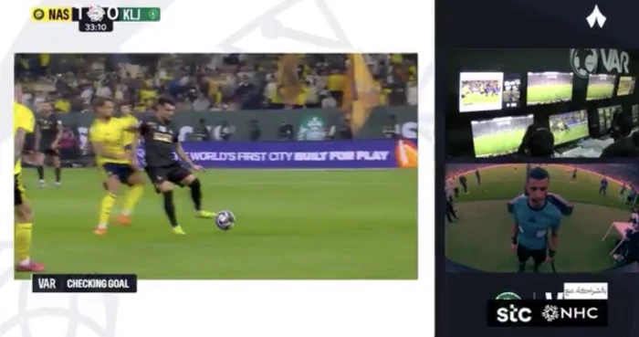 بالفيديو .. هدف النصر الملغي أمام الخليج بعد مراجعة VAR