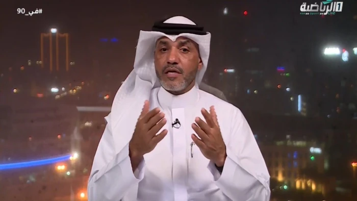 بالفيديو.. نواف شكرالله يحسم الجدل بشأن طرد لاعب الخليج كوربيليس أمام النصر