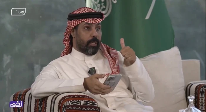 بالفيديو.. البدر: أنا كمحب للهلال لا أقبل تعيين حكم روماني واحد لستة مواسم متتالية في مباريات الفريق.. وهذا يمنح المتعصبين فرصة للتشكيك!