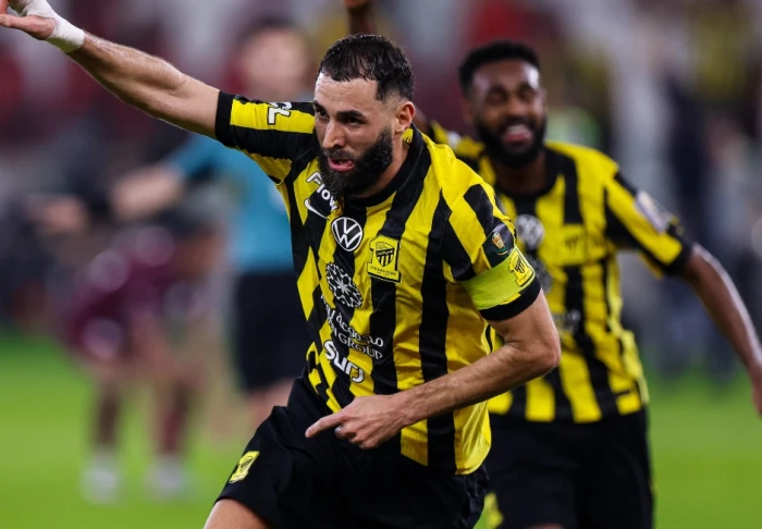 بالفيديو..الاتحاد يقلب الطاولة على الشباب ويفوز برباعية ويتأهل لنصف نهائي كأس الملك