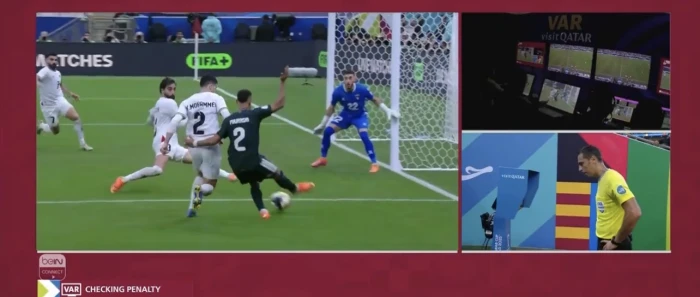 خبير تحكيمي يحسم الجدل حول ركلة جزاء السعودية المُلغاة أمام فلسطين