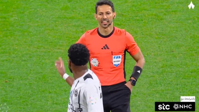 «الانضباط» توقف لاعب الشباب عبدالله معتوق 10 مباريات وتغرمه ماليًا