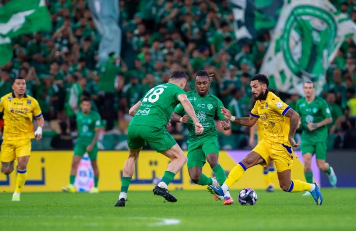 بالفيديو: الأهلي يفوز على التعاون بثنائية في الوقت القاتل