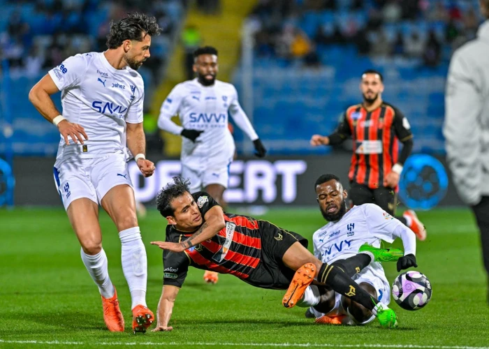 بالفيديو.. التعادل الإيجابي (1-1) يحسم مواجهة الهلال أمام الرياض في الدوري