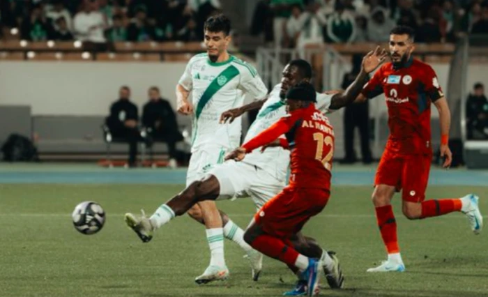 بالفيديو: الأهلي يهزم ضمك بهدف كيسيه ويعتلي الصدارة مؤقتًا