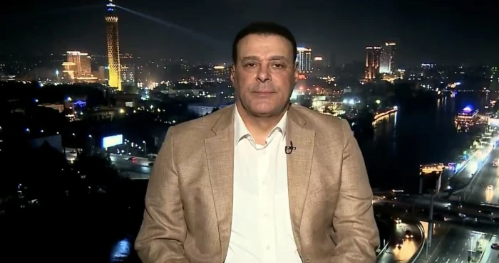 بالفيديو.. عصام عبد الفتاح يكشف أخطاء تحكيمية مؤثرة في مباراة الهلال والتعاون