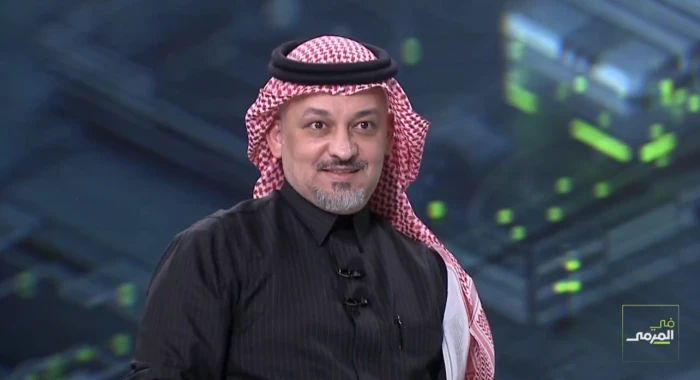 بالفيديو.. القوس يسأل عادل عزت: ليلة الانتخابات أمام سلمان المالك كنت خسران فقام عادل البطي بجولة في الفندق سوى فيها ريمونتادا؟.. والأخير يرد