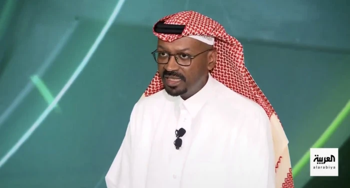 بالفيديو.. وليد معاذ يكشف سبب إزالة صور ماجد النفيعي من على جدران الأهلي