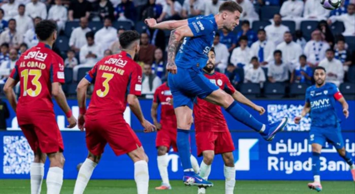 بالفيديو.. الهلال يفوز على ضمك بهدف سافيتش