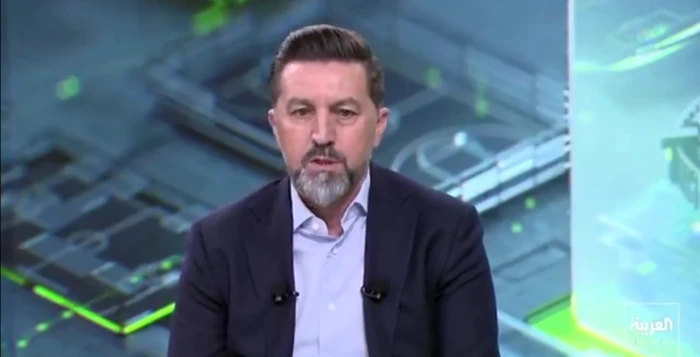 بالفيديو.. مدرب الأهلي السابق "هاسي" يكشف عن مشاكل الفريق التي واجهها خلال توليه المهمة