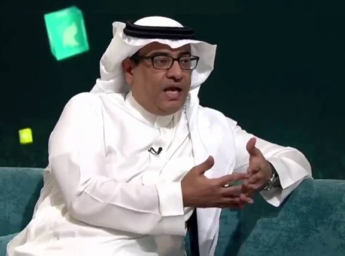 الجعيلان يعلق على البطاقة الصفراء للاعب ضمك فادا أمام الفيحاء