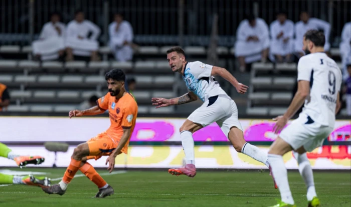 بالفيديو.. الهلال يهزم الفيحاء بثلاثية في الدوري