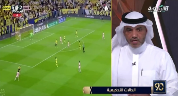 بالفيديو.. خبير تحكيمي يكشف صحة 4 قرارات مثيرة للجدل في مباراة النصر والخلود