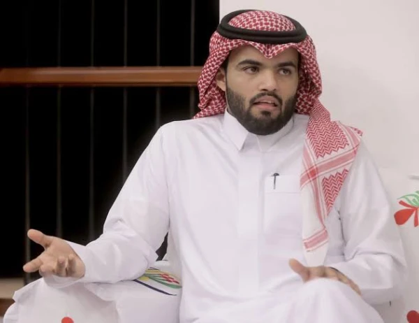انتقل بمبلغ 2 مليون وسيعود بـ10. .. القحطاني يعلق على أنباء عودة سعود عبدالحميد لدوري روشن.. ويتساءل: من المستفيد؟